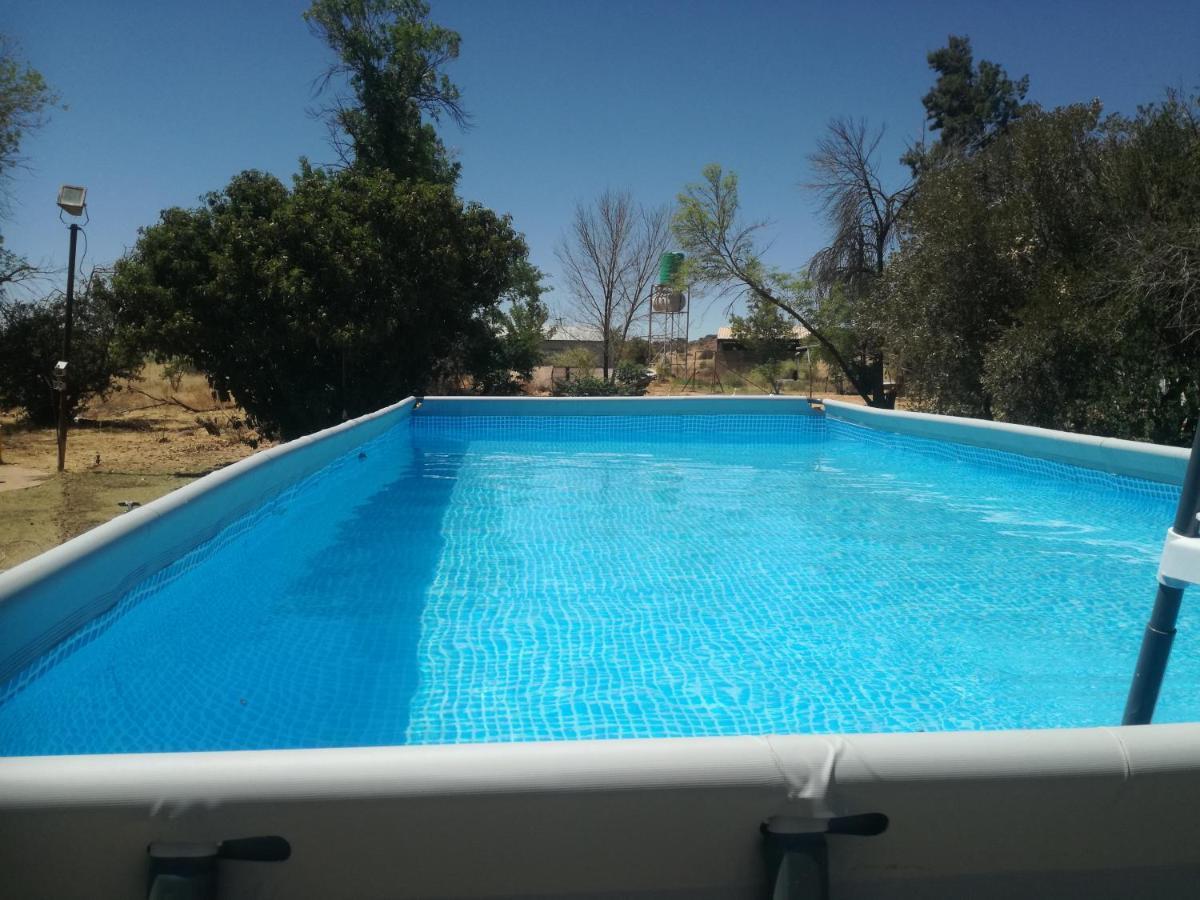 Готель Akwela Guest Farm Блумфонтейн Екстер'єр фото